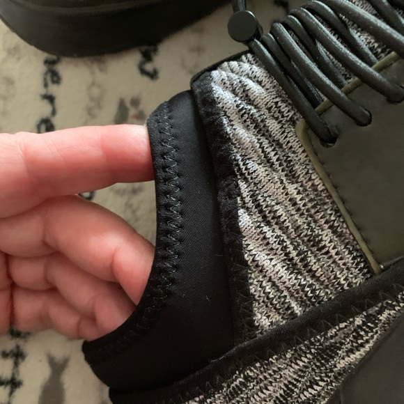 Fitflop woman’s black and white sneakers size 7 - Picture 10 of 10